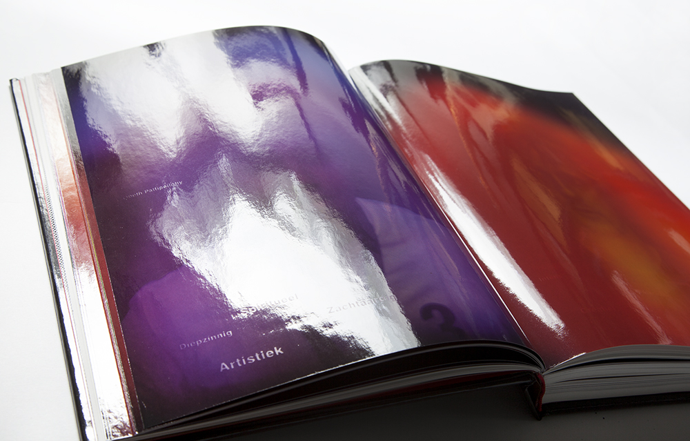 ADCN holographic spread